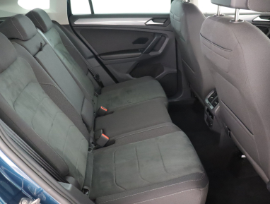 Volkswagen Tiguan - 2022