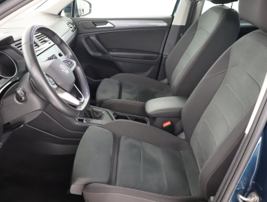 Volkswagen Tiguan - 2022