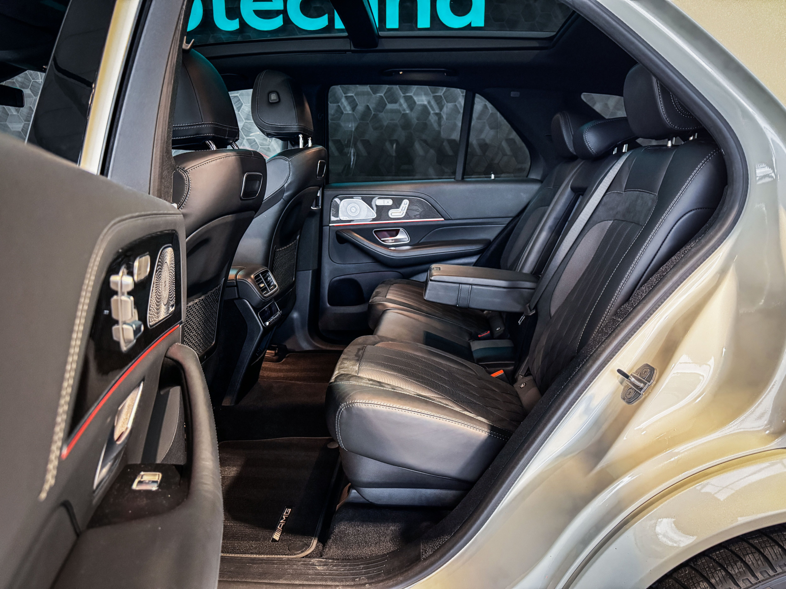 Mercedes-Benz GLE - 2021