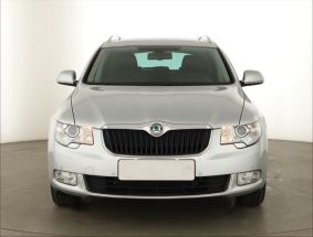 Skoda Superb - 2012