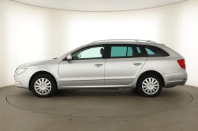 Skoda Superb - 2012