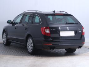 Škoda Superb - 2013
