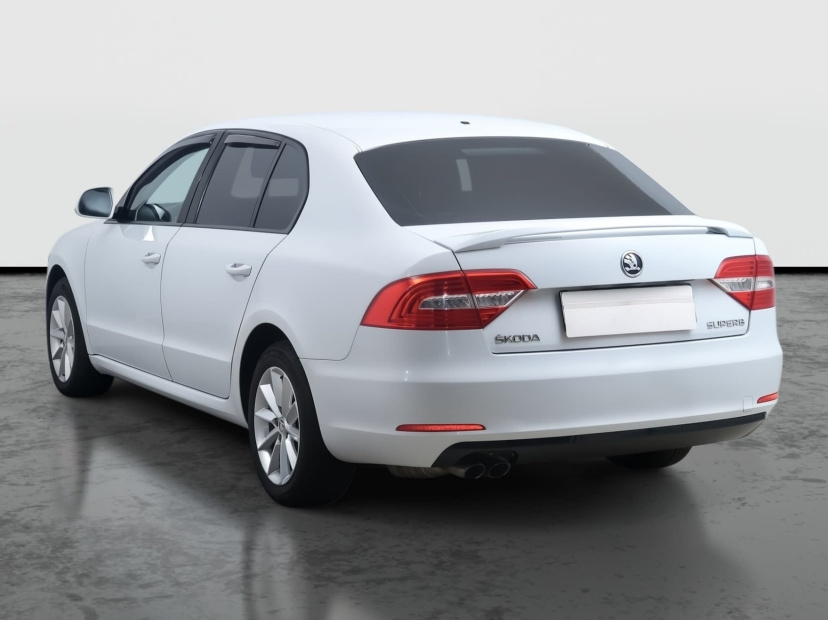 Škoda Superb, 2015