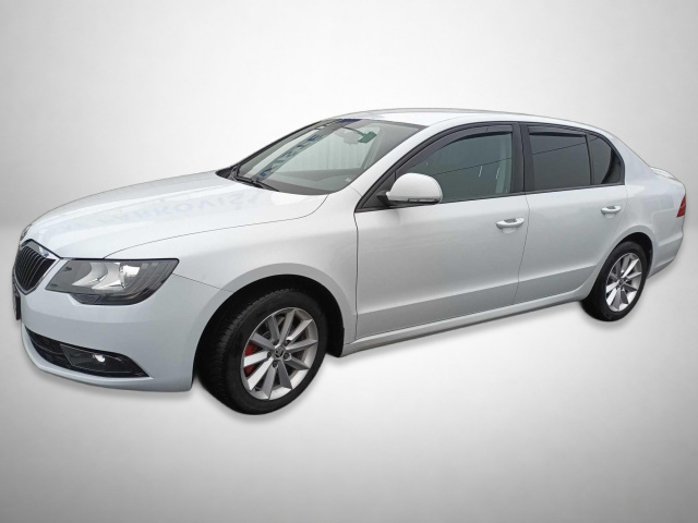 Škoda Superb 2015