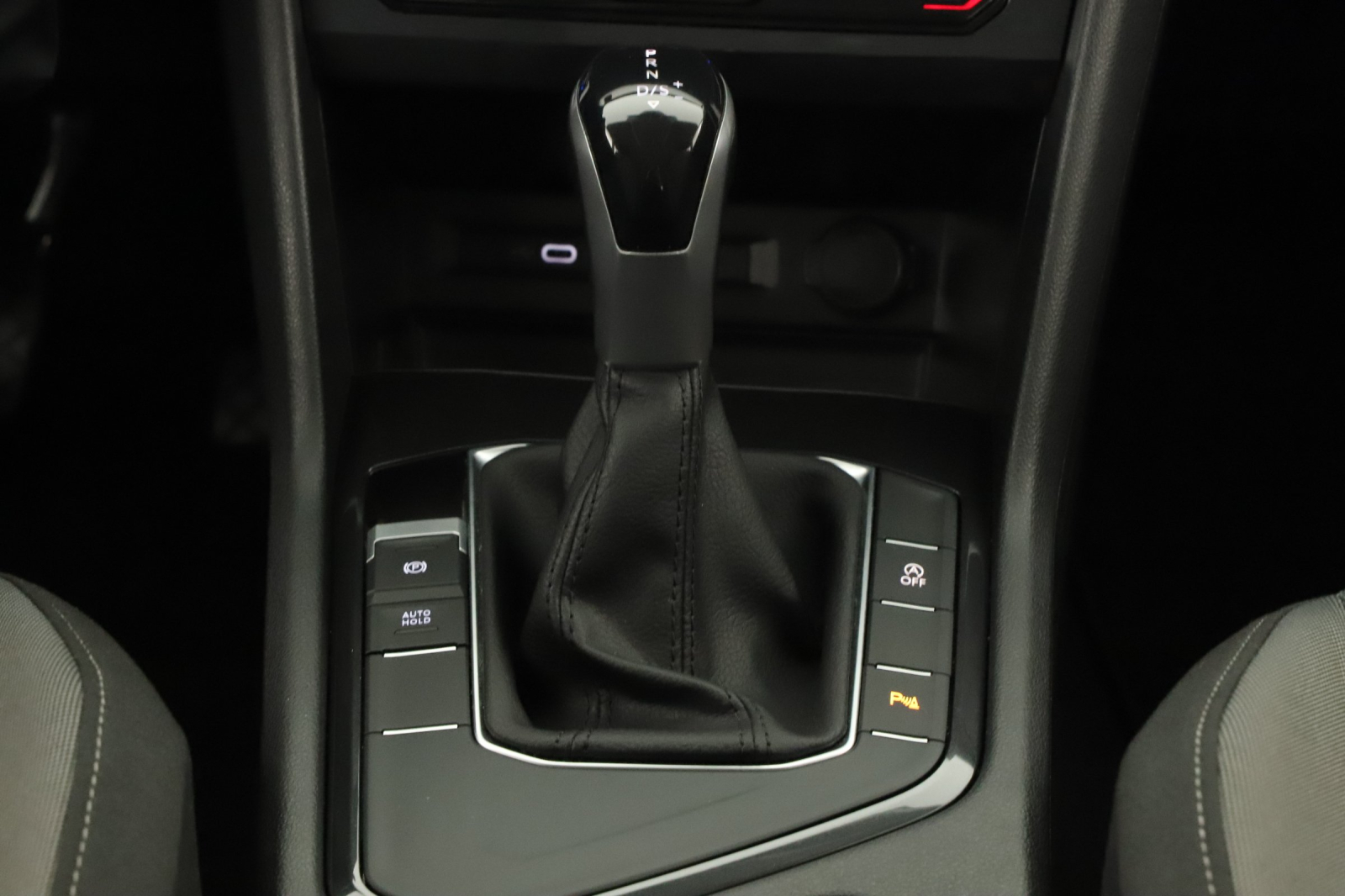 Volkswagen Tiguan - 2022