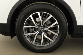 Volkswagen Tiguan - 2022