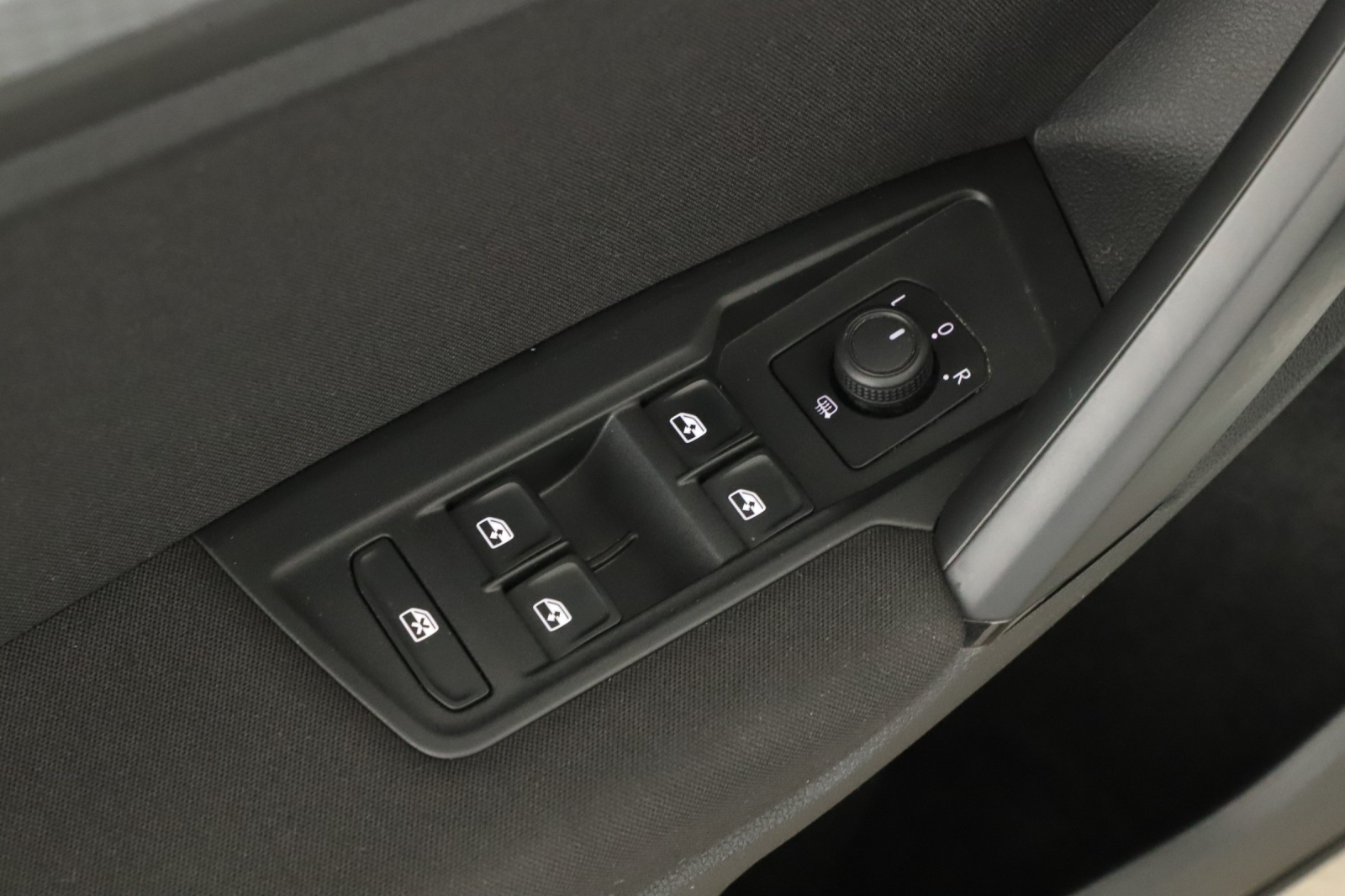 Volkswagen Tiguan - 2022