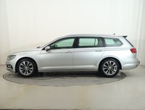 Volkswagen Passat - 2015