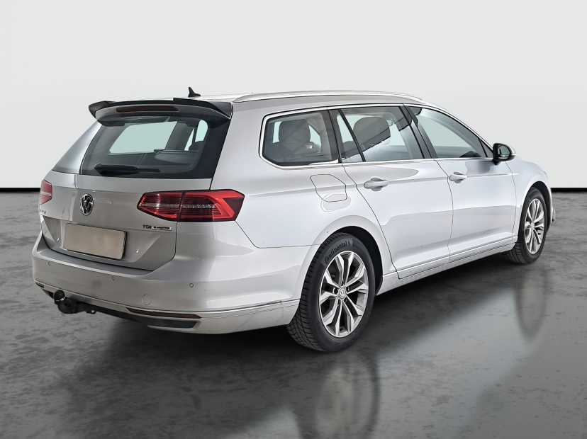 Volkswagen Passat, 2015
