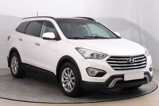 Hyundai Grand Santa Fe