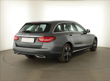 Mercedes - Benz C - 2019