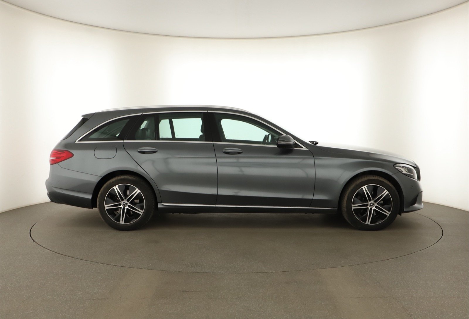 Mercedes - Benz C - 2019