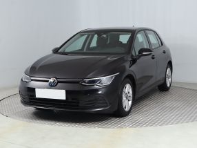 Volkswagen Golf - 2022