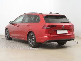 Volkswagen Golf - 2021