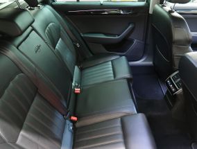 Škoda Superb - 2017