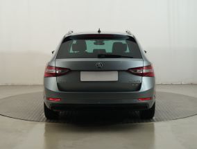 Škoda Superb - 2017