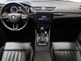 Škoda Superb - 2017