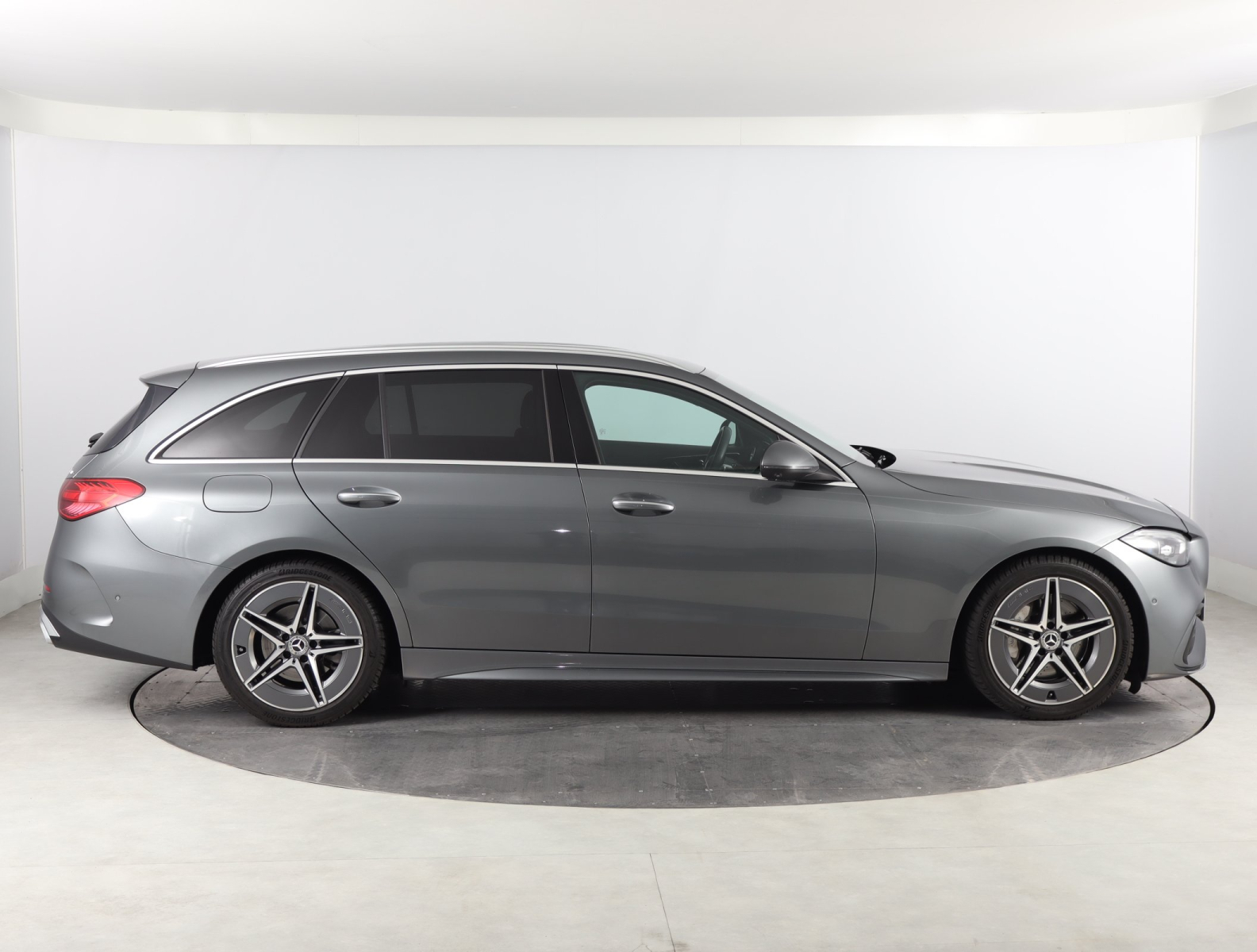 Mercedes - Benz C - 2023