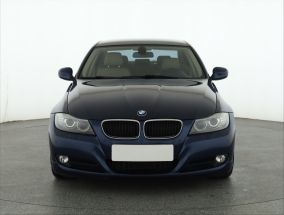 BMW 3 - 2011