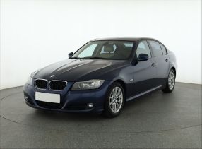 BMW 3 - 2011