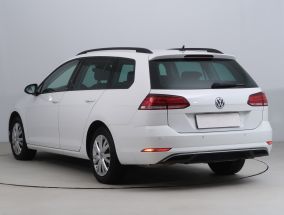 Volkswagen Golf - 2020