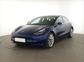 Tesla Model 3 - 2020