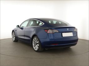 Tesla Model 3 - 2020