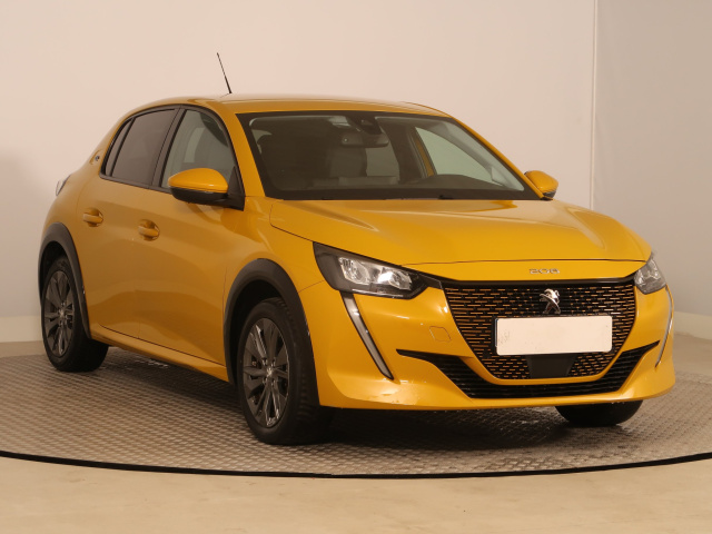 Peugeot e-208 2021
