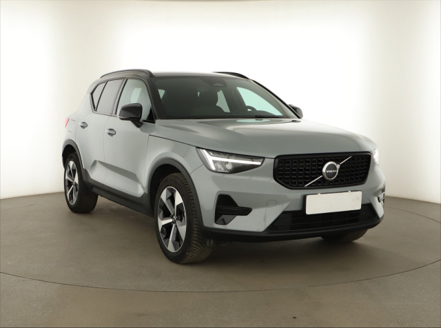 Volvo XC40 2023