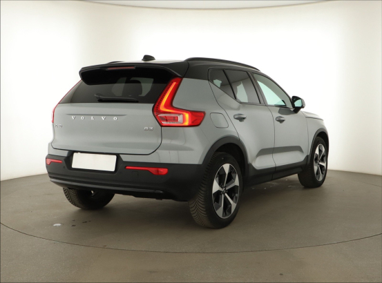 Volvo XC40 B3