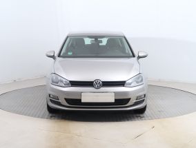 Volkswagen Golf - 2013