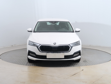 Škoda Octavia - 2023