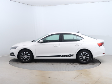 Škoda Octavia - 2023