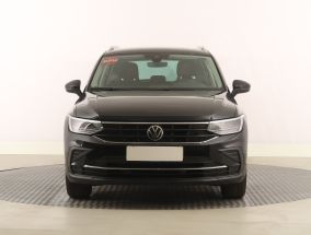 Volkswagen Tiguan - 2021