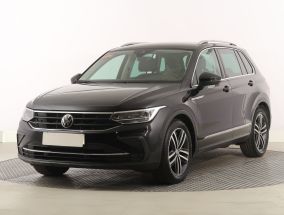 Volkswagen Tiguan - 2021