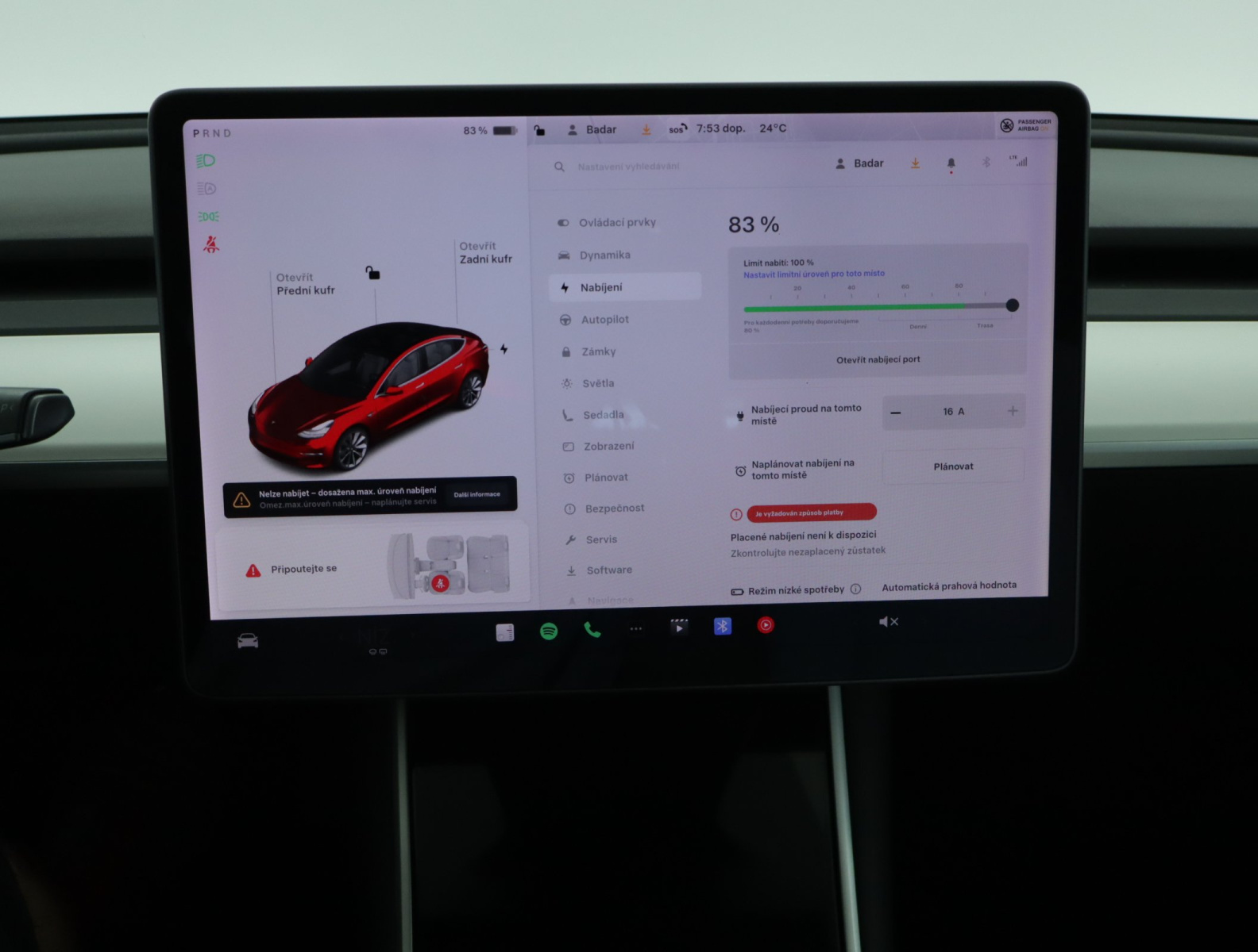 Tesla Model 3 Long Range AWD – fotografie 17