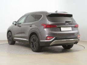 Hyundai Santa Fe - 2018