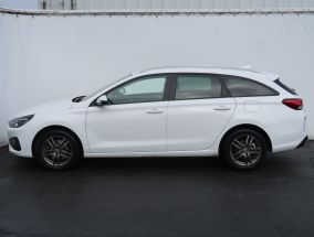 Hyundai i30 - 2023