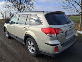Subaru Outback - 2013