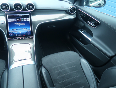 Mercedes-Benz C - 2022