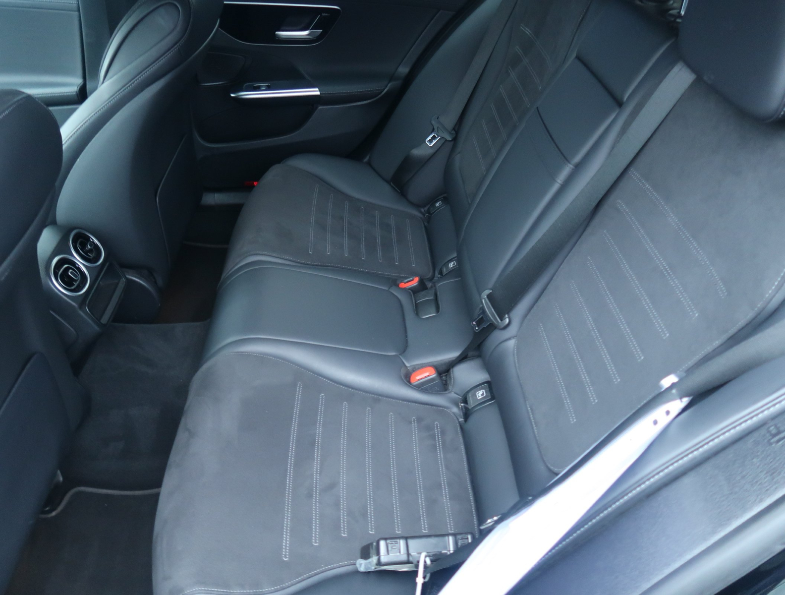 Mercedes-Benz C - 2022