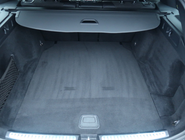 Mercedes-Benz C - 2022