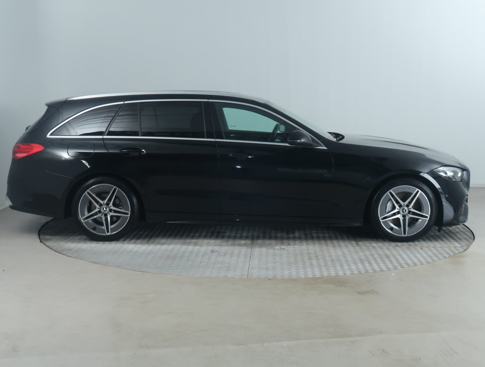 Mercedes-Benz C - 2022