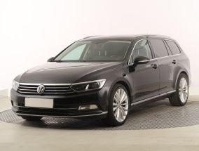 Volkswagen Passat - 2015