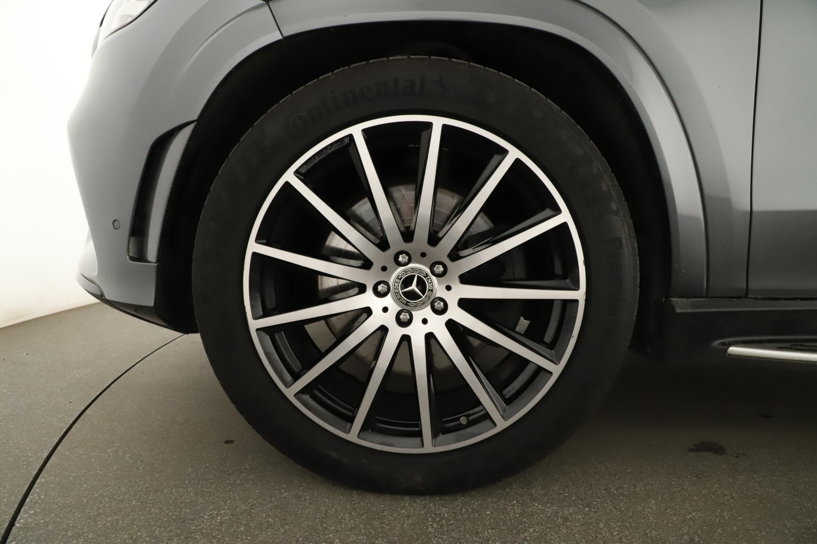 Mercedes-Benz GLS - 2022