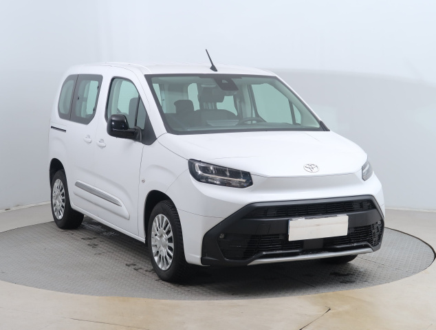Toyota Proace City Verso 2025