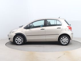 Toyota Yaris - 2009