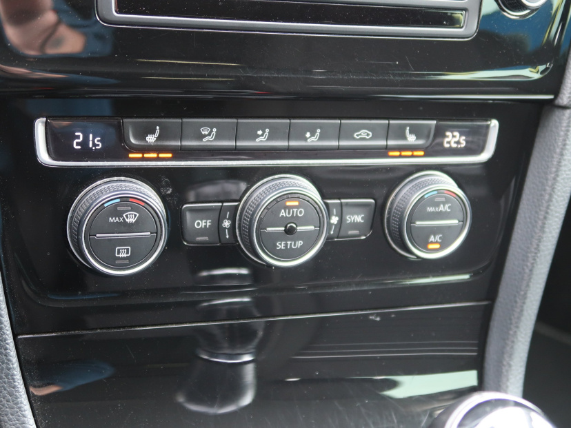 Volkswagen Golf, 2014