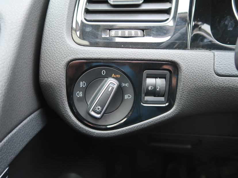 Volkswagen Golf, 2014