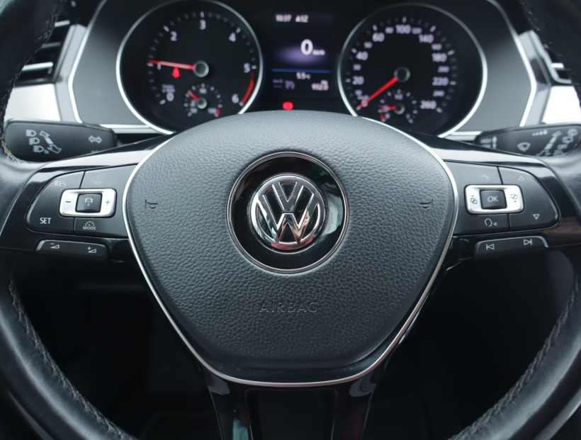 Volkswagen Passat, 2017